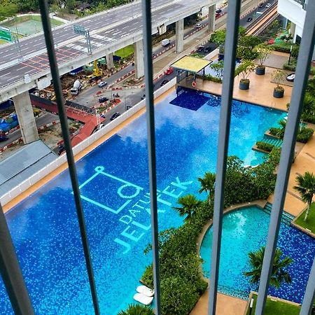 10Mins To Klcc W Lrt+Mall+Netflix Muji Urban Kuala Lumpur Bagian luar foto
