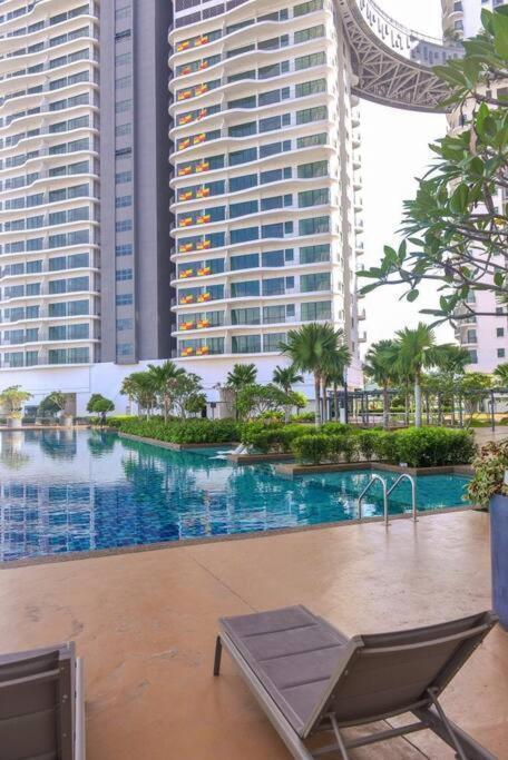 10Mins To Klcc W Lrt+Mall+Netflix Muji Urban Kuala Lumpur Bagian luar foto